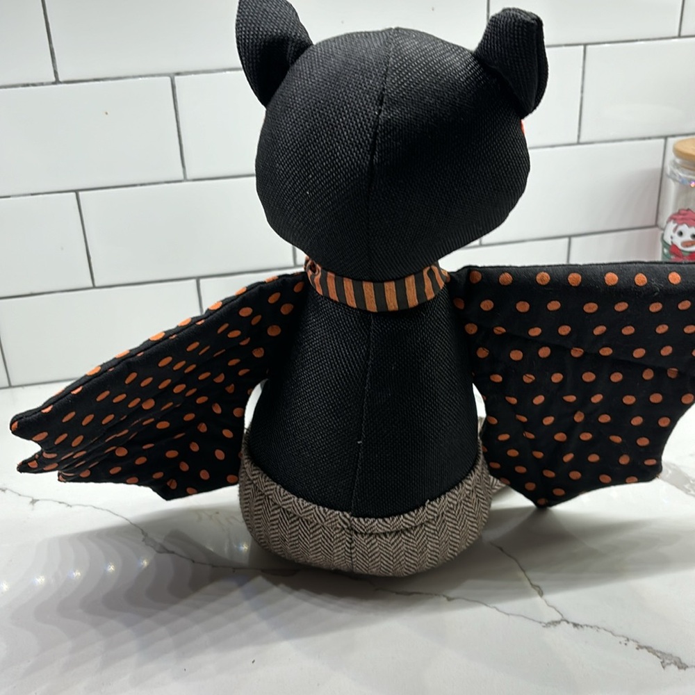 Halloween Bat with mask shelf sitter polka dot wings - Picture 6 of 7